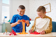 Robo Alive excavation tool-dig-action: helps kids simulate palaeontological digging and discovery.
