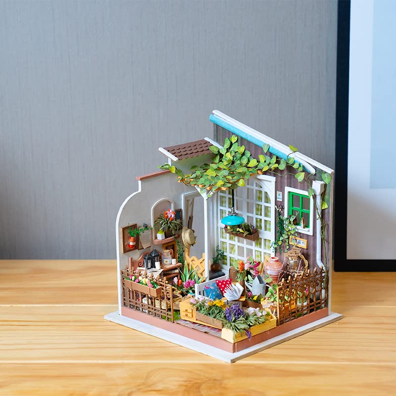 ROBOTIME painting supplies enable vibrant personalization of miniature interiors