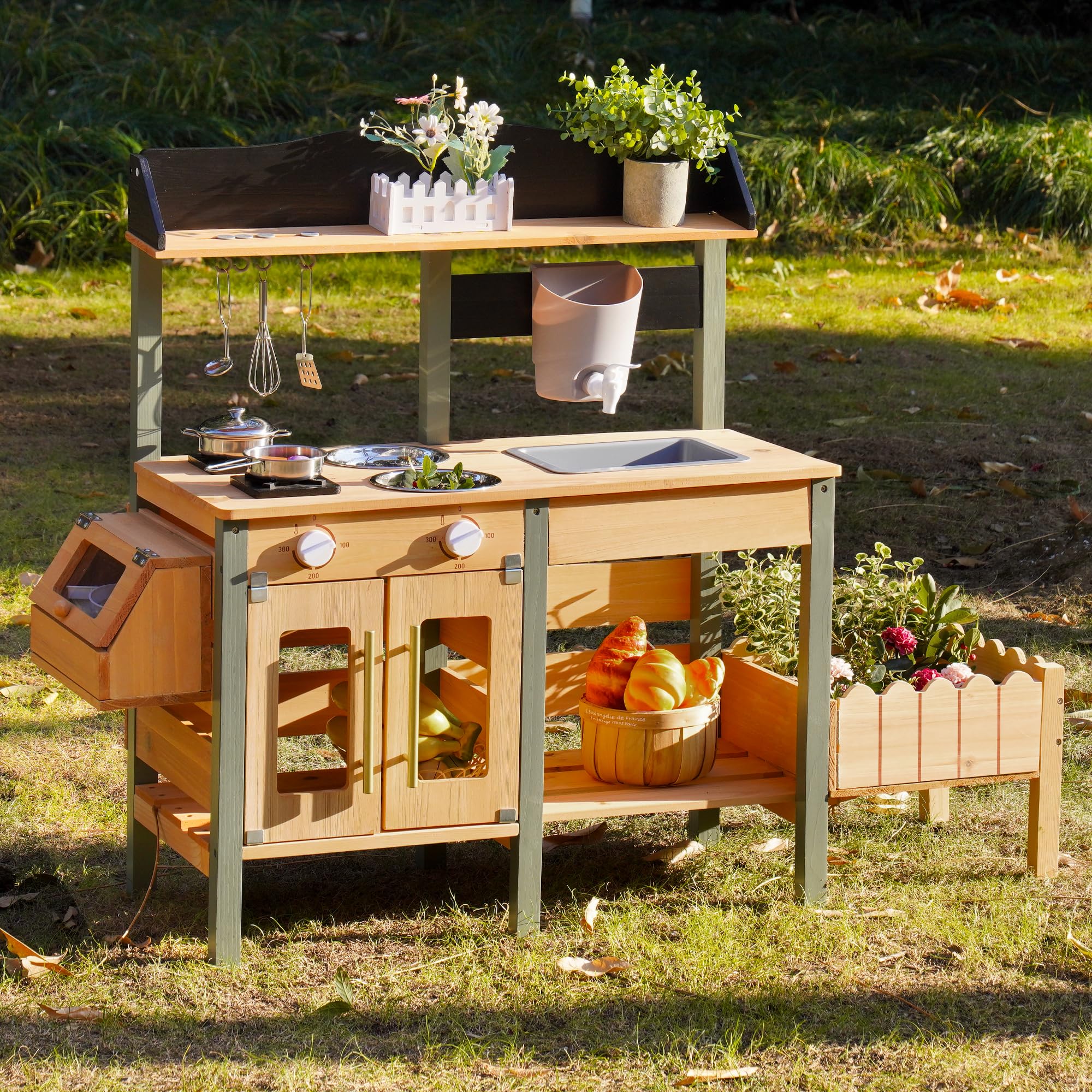 ROBUD mud kitchen plant growing box inspires nature-based exploration outdoors.
