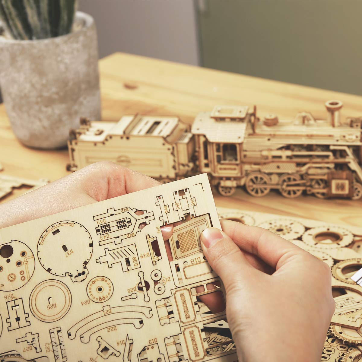 ROKR wooden puzzle pieces arranged for easy start and focus