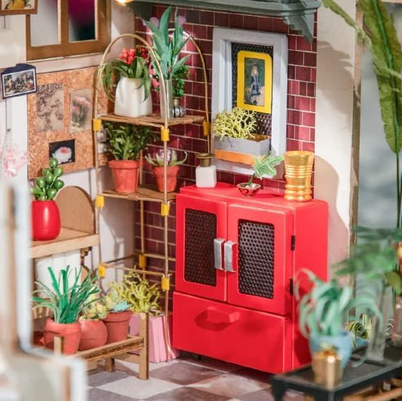 Rolife Flower Shop shelf decor highlighting floral accents for miniatures