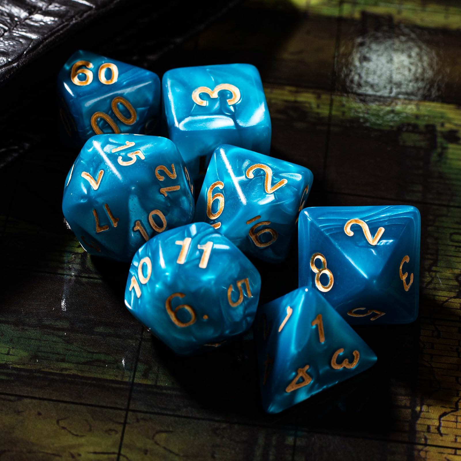 Rolledomain acrylic dice with durable coating for long use