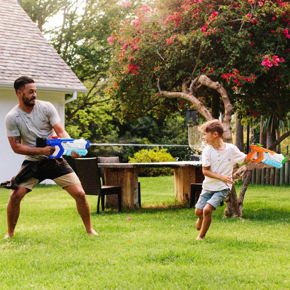 RONSTONE water gun outdoor-fun image demonstrates family-friendly summer battles