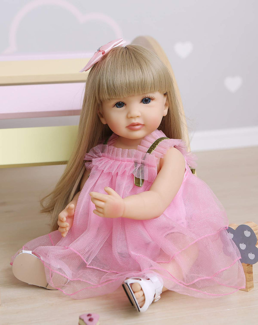 ROSHUAN Reborn doll blond long hair for realistic styling