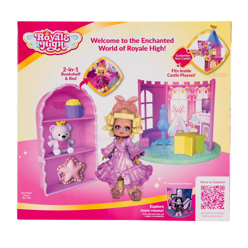 Royale High star pillow ready for cozy playtime