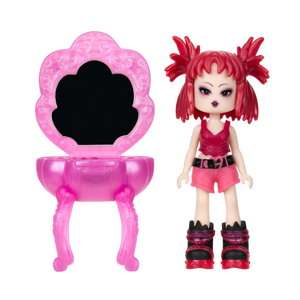 Royale High Surprise Vanity 2-Pack purses as unique accessories for each doll.