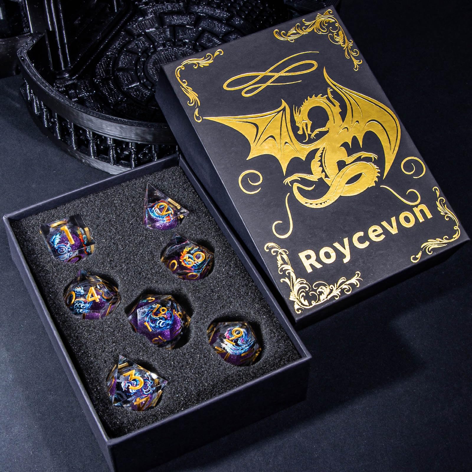 Roycevon balanced dice with clear numbers aiding quick reads.
