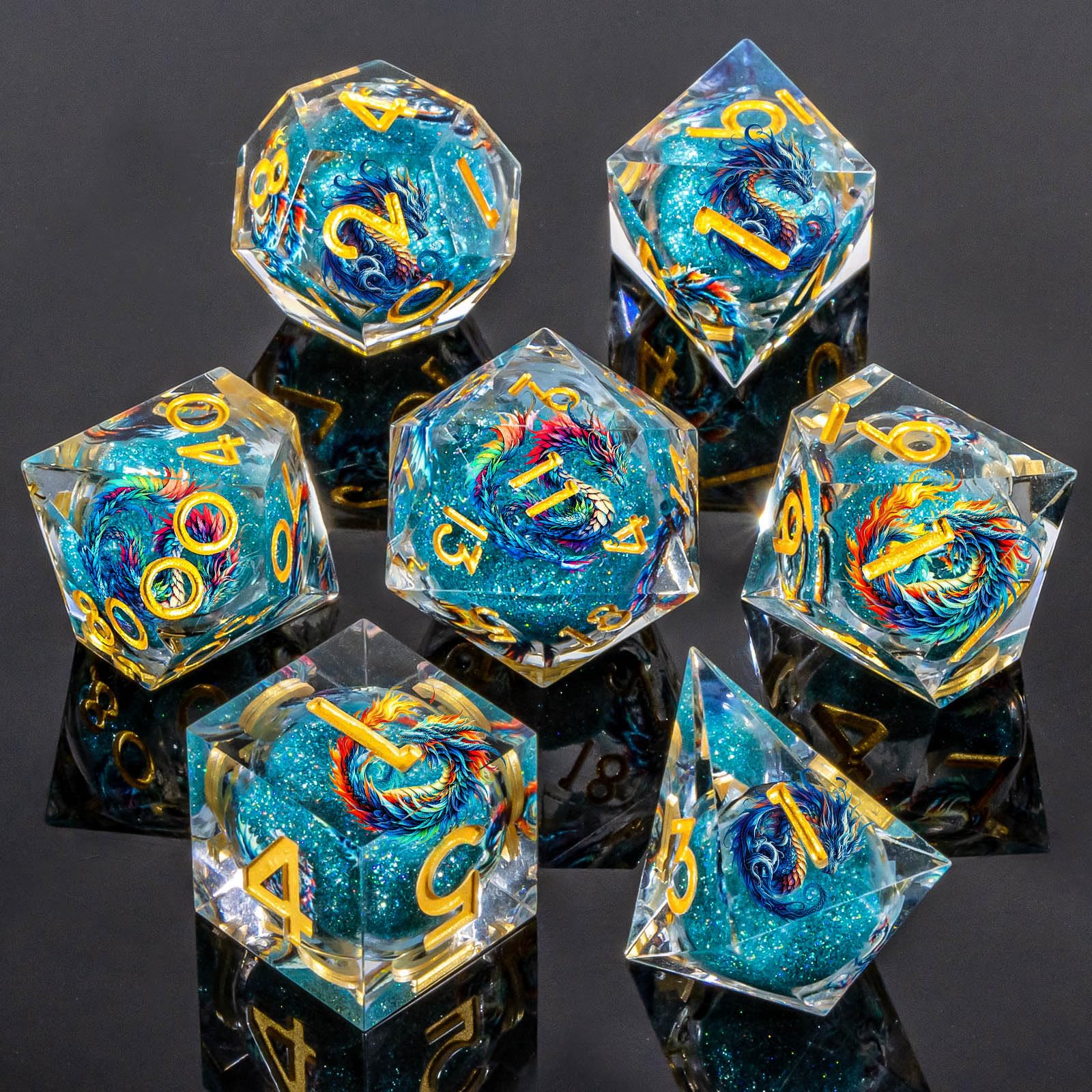 Roycevon DND dice set in gift box emphasizes ready-to-gift presentation.