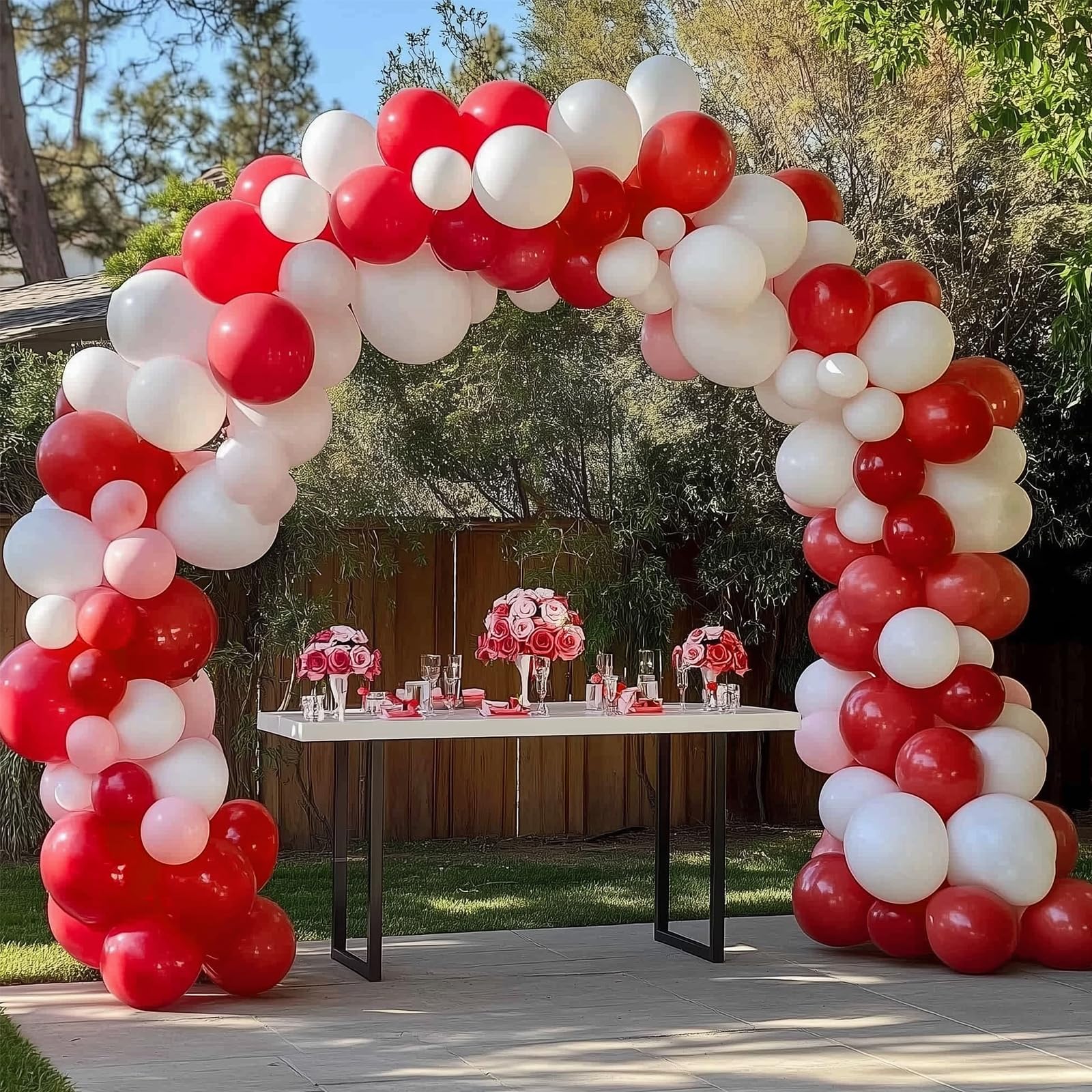 Rubfac balloon garland assembly idea showcasing DIY decor options
