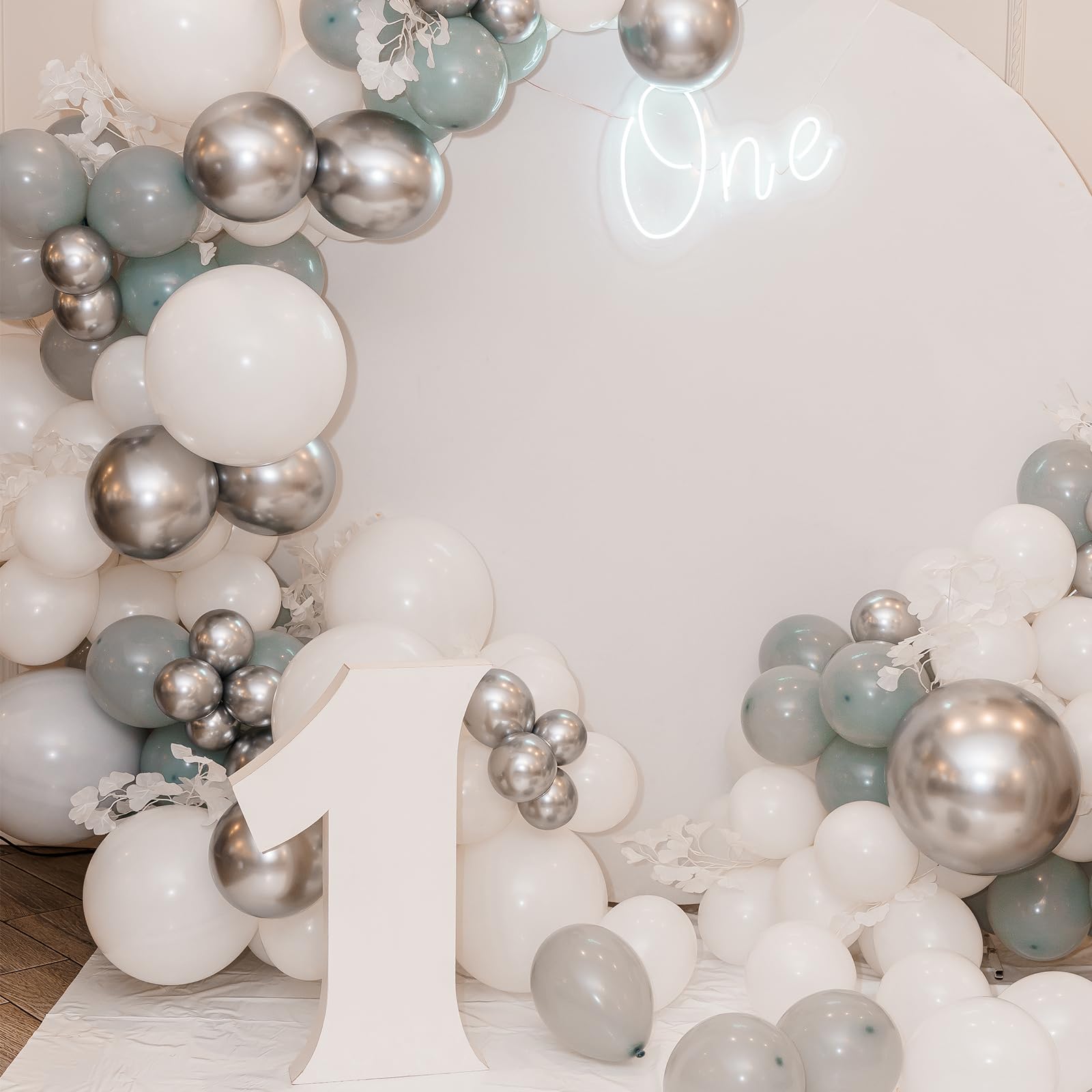 Rubfac silver balloons 5-inch tiny accents to add texture