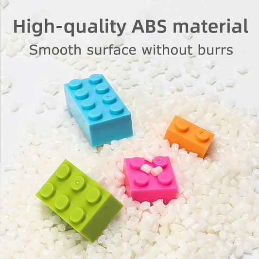 RWDTER base plates enabling tall, stable builds with compatible blocks.