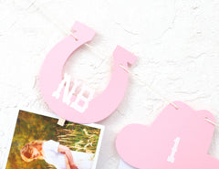 Rweseo Monthly Photo Slots Banner tracks growth through the year.