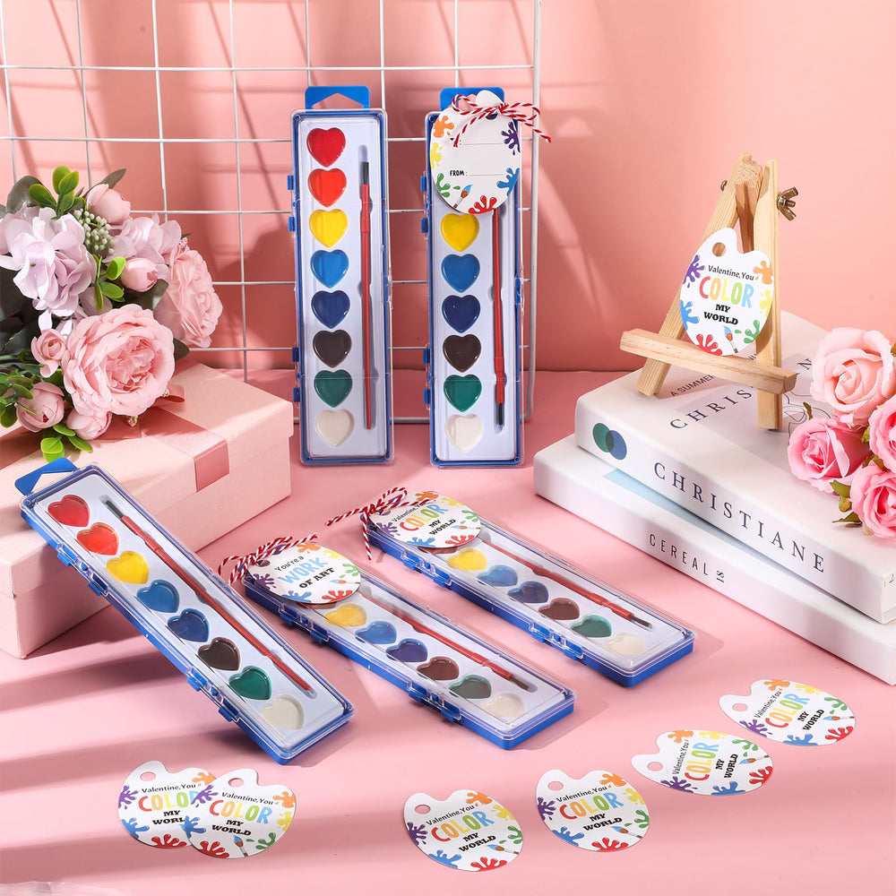 Sabary mini paintbrush and palette for precise blending.