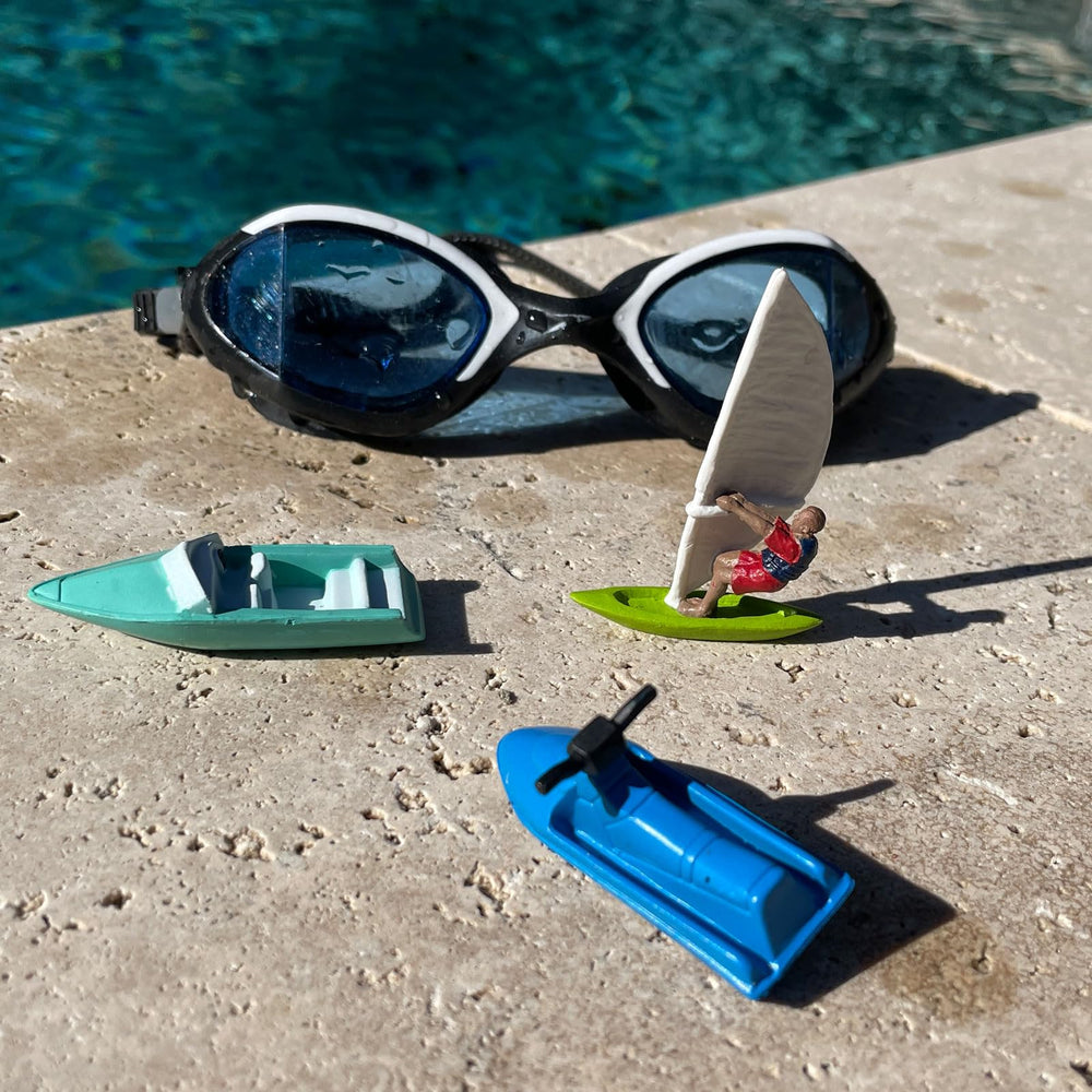 Safari Ltd In the Water Toob motorboat figure enhances quick-response rescue and coastal adventures