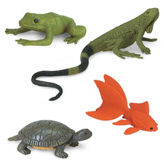 Safari Ltd. Pets Toob goldfish figurine provides decorative, educational display during pretend habitats.