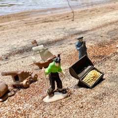 Safari Ltd Pirates TOOB lady pirate figure ideal for role-play and classroom dioramas.