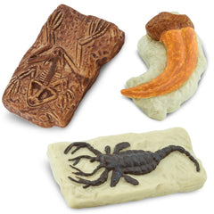 Safari Ltd sea-scorpion figurine for immersive prehistoric storytelling.