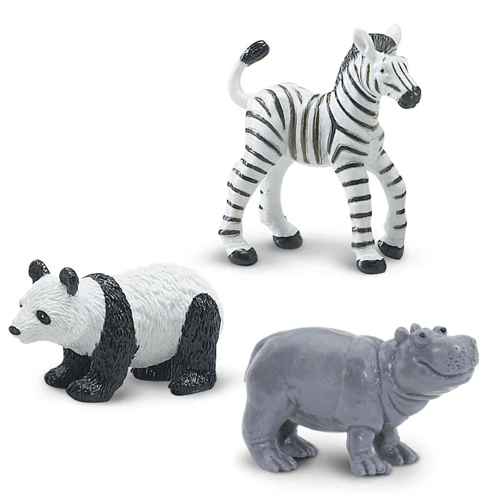 Safari Ltd Zoo Babies Toob Alligator baby figure for tactile play and imaginative adventures.