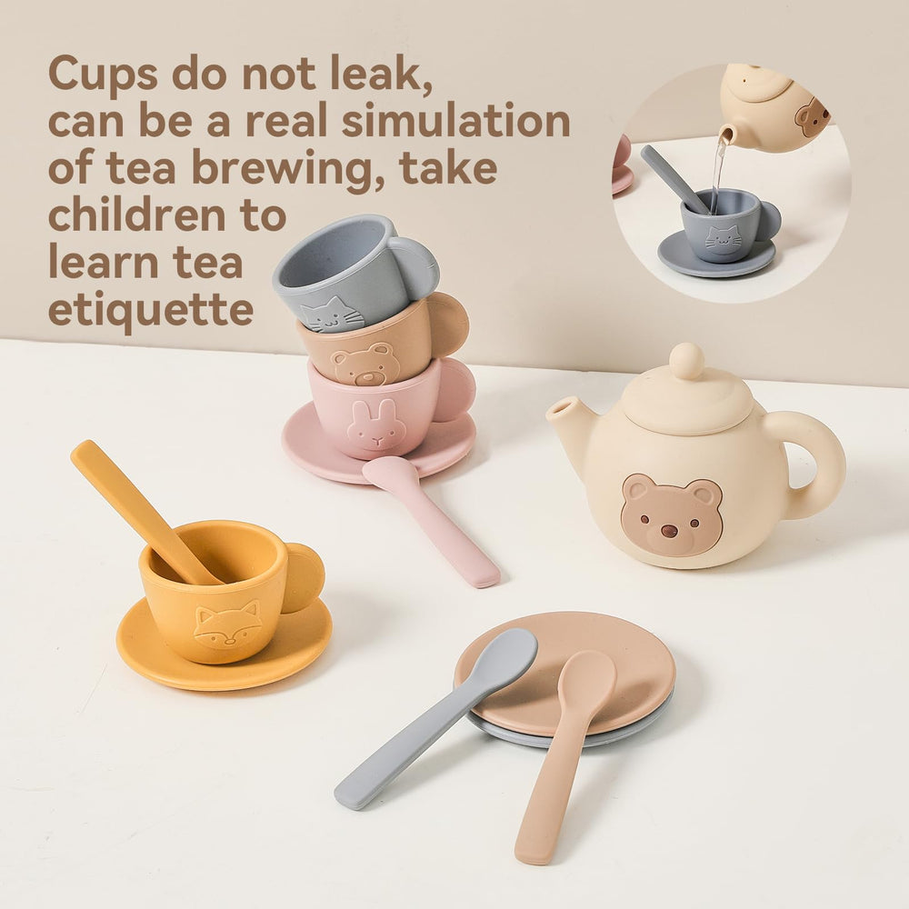 Samonyed silicone spoons designed for little hands and easy cleaning.