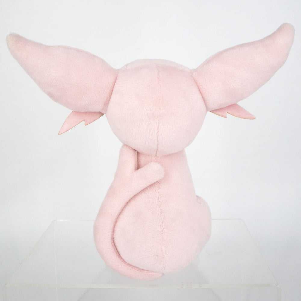 Sanei Espeon plush tail pose emphasizes dynamic, collectible charm.