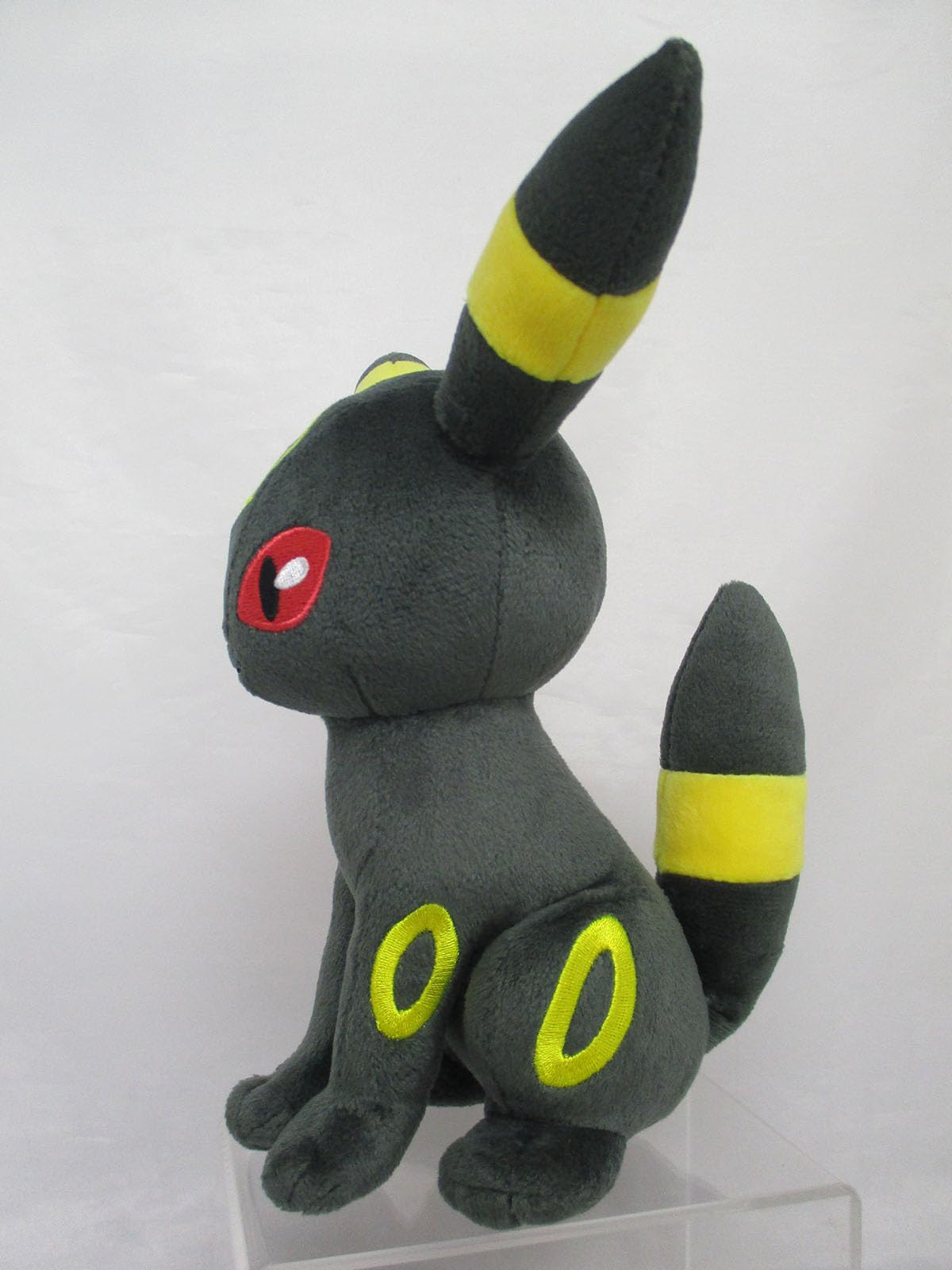 Sanei PP122 Umbreon Plush ears feature yellow rings and charm
