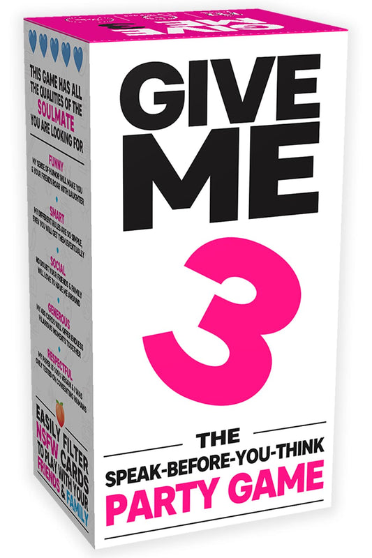 SAVANA Give Me 3 fast-paced card game for adults, ideal for lively parties.
