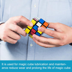 Saycker Speed Cube Lube rotating cube to distribute lubricant evenly