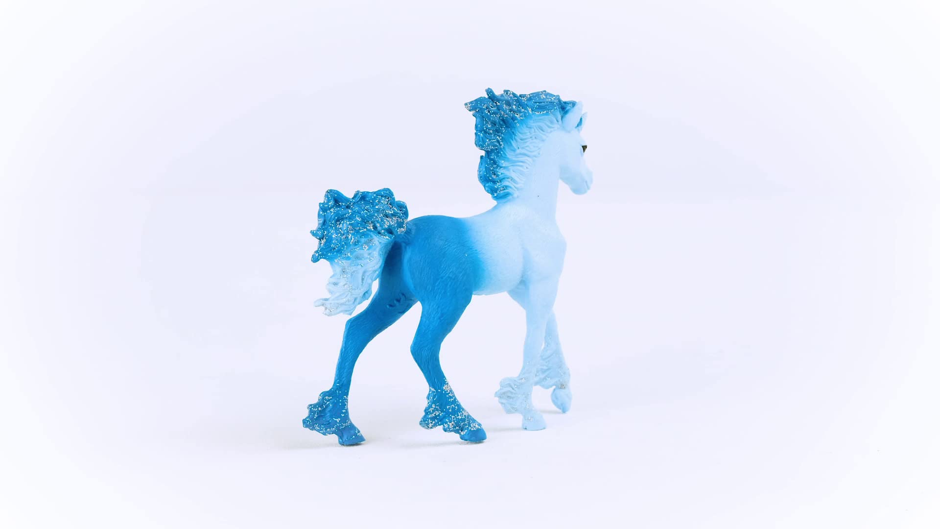 Schleich Bayala Elementa Water Flame Baby Unicorn head detail shows careful sculpting.