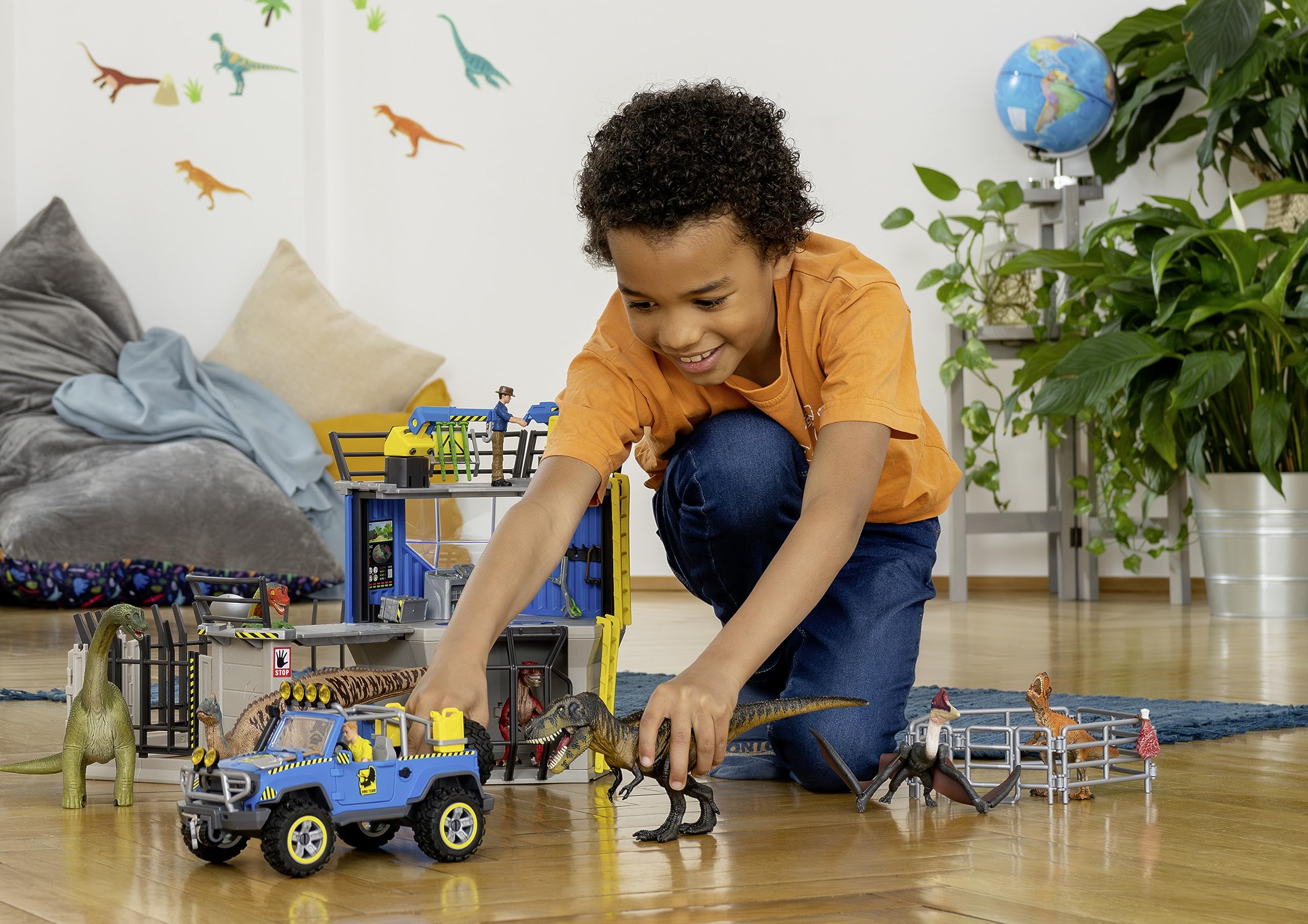 Schleich dinosaurs encourage imaginative play without screens.