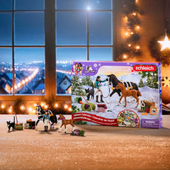 Schleich Horse Club foal watching adds gentle care moments