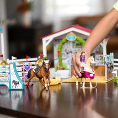 Schleich horse jumps and straw bales inspire dynamic show jumping scenarios.
