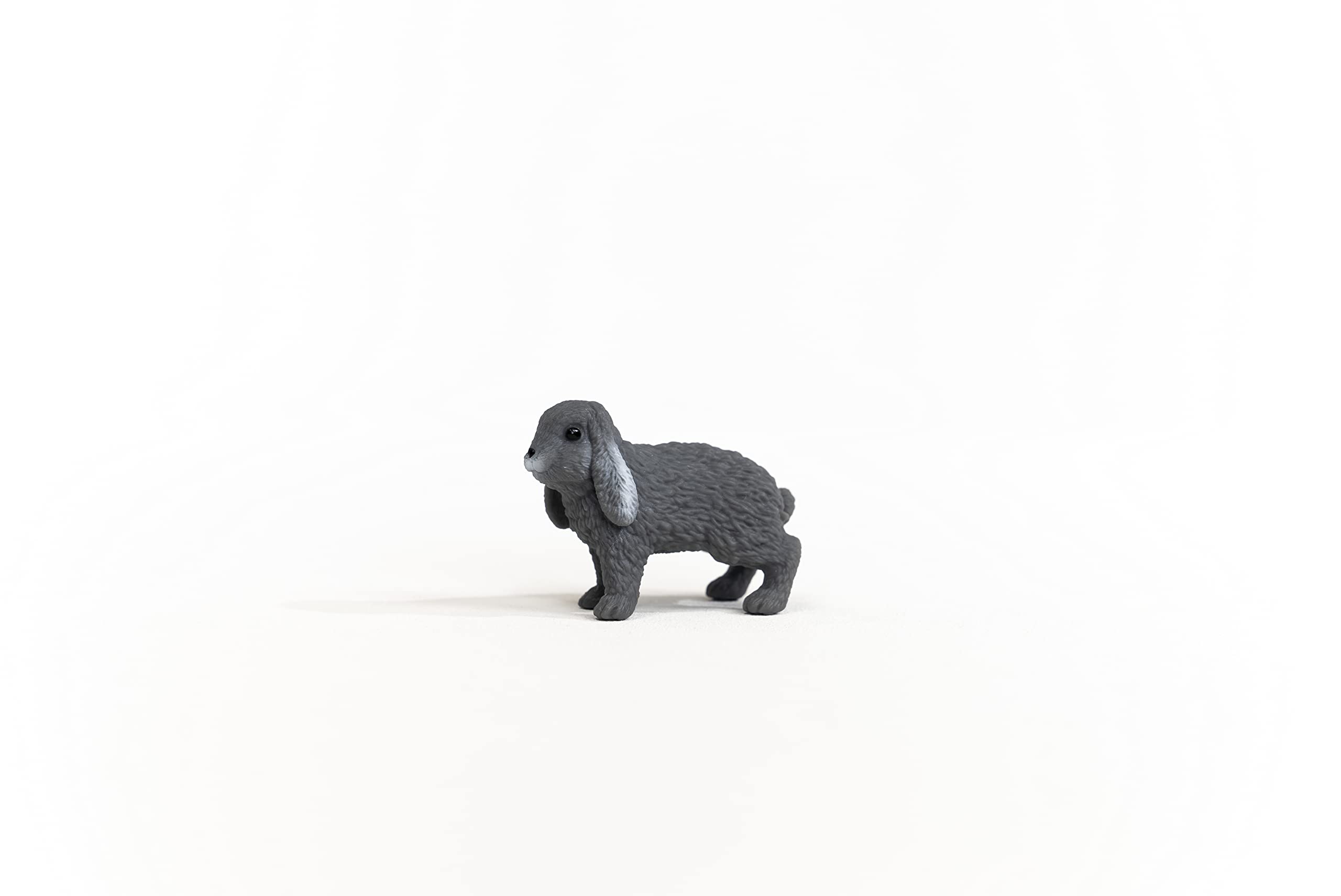 Schleich lop-eared bunny back view showing friendly posture for stories.