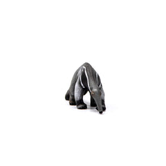 Schleich wild life anteater textured fur—enhances tactile play and sensory exploration.