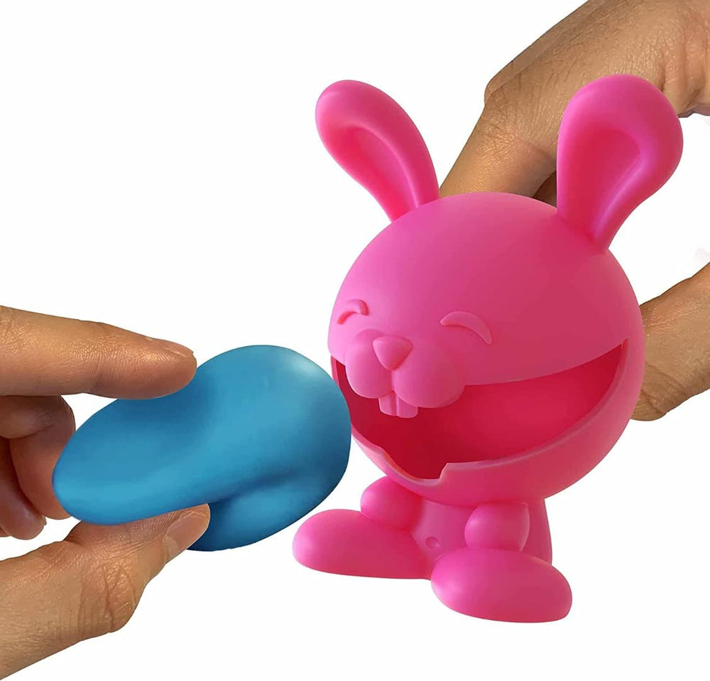 Unboxing GrandeNero Squeezy Dohjees reveals soft, durable sensory toy.