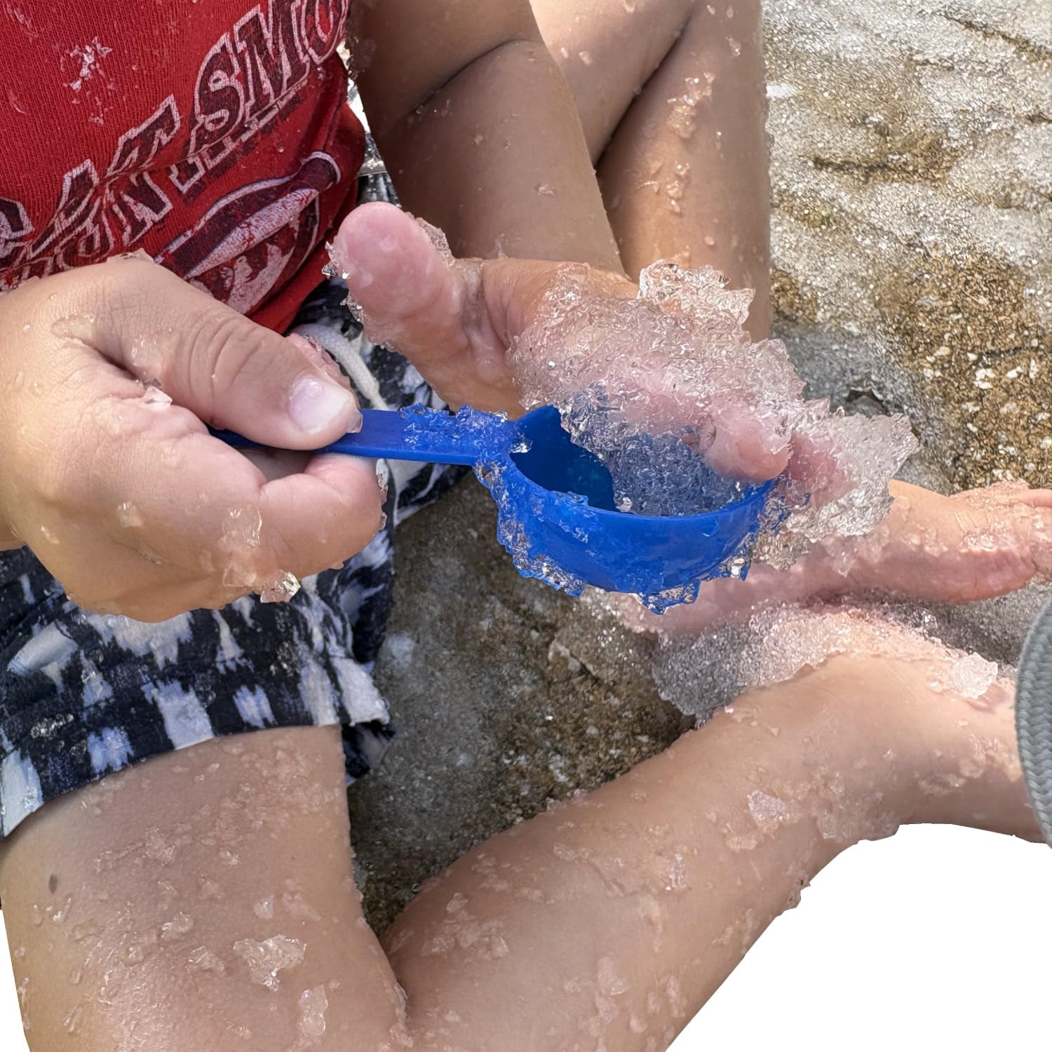 Science Gone Fun diaper powder absorbent in beginner experiments
