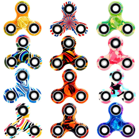 SCIONE 12-pack spinner pattern showcases intricate design for focus and calm.