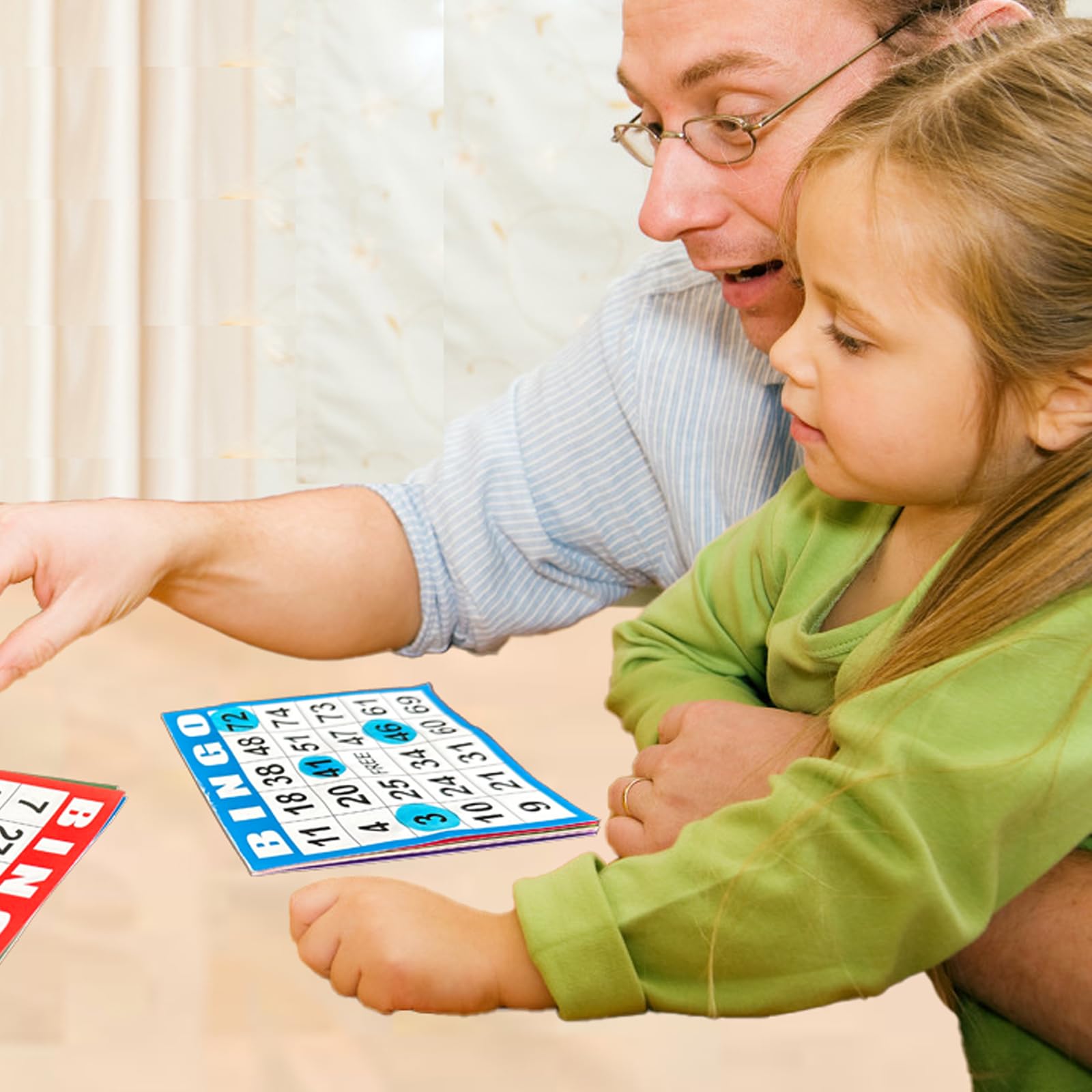 SEETOOOGAMES portable bingo night kit with 4x4 cards for on-the-go play