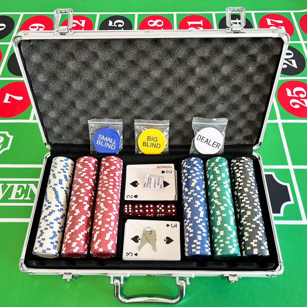 SEETOOOGAMES poker chip dice-stripe on both sides adds classic style.