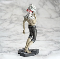 SEGA Luminasta Dandadan Okarun base stand shows sturdy support for shelf display.