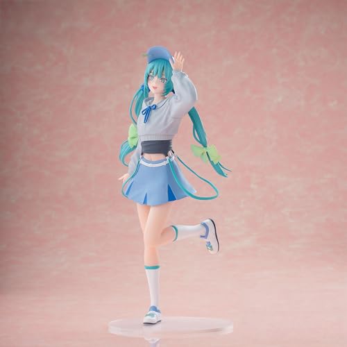 SEGA Luminasta Hatsune Miku Vol.2 figure viewed from front for display-ready detail