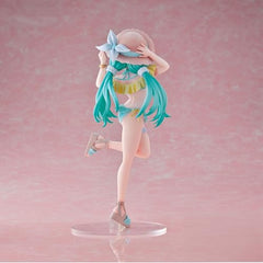SEGA Luminasta Hatsune Miku Vol.1 figure details highlight vivid styling and paintwork.