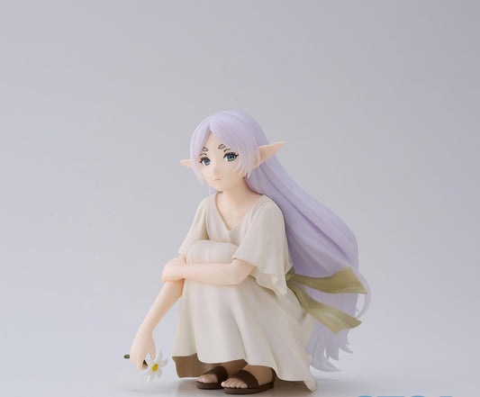 SEGA Yumemirize Frieren figure, front view, ideal for display and collection.
