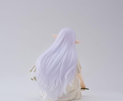 SEGA Yumemirize Frieren figure with base, stable display for desks and shelves.