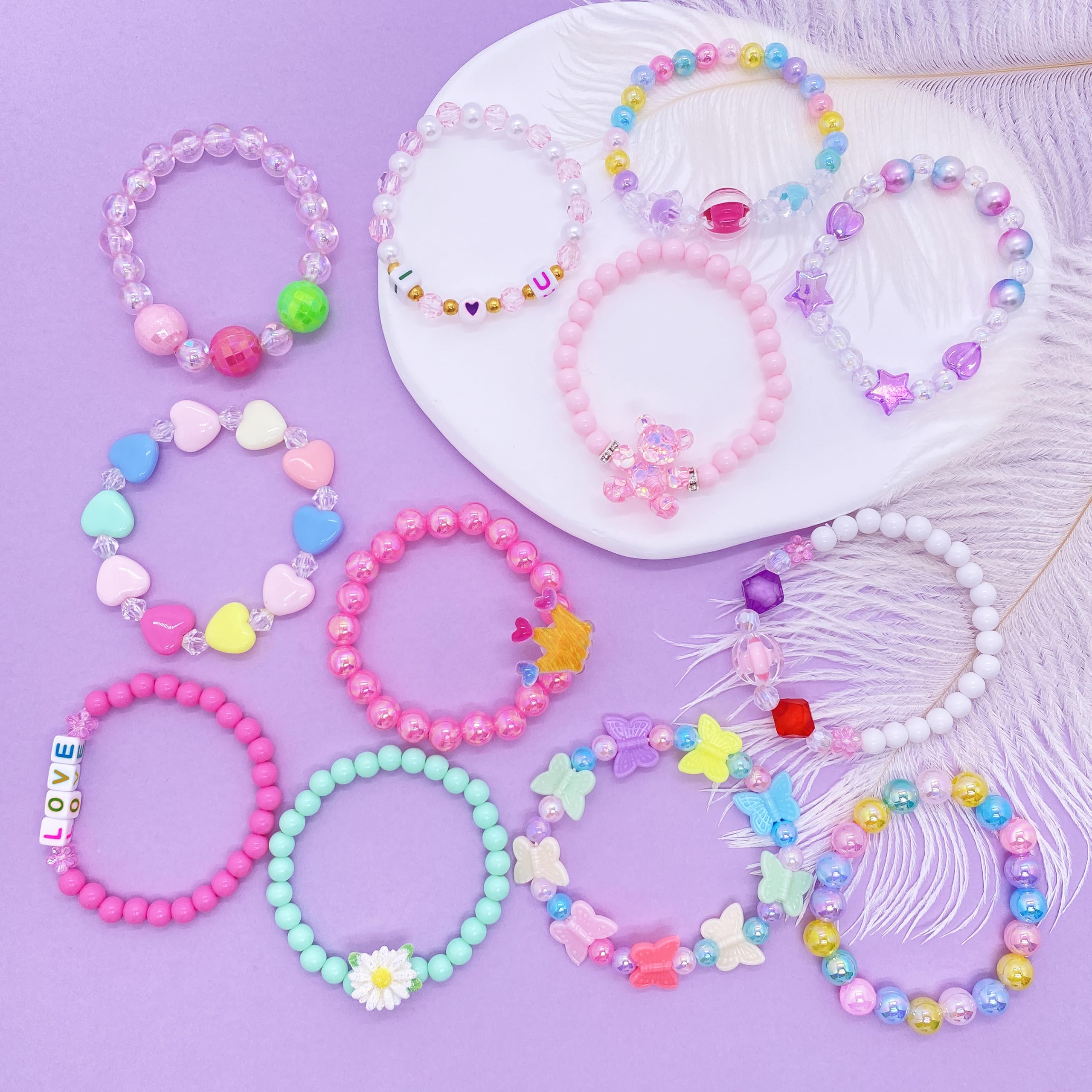 SIELEVIN heart and crown motifs offer cheerful accessories for celebrations