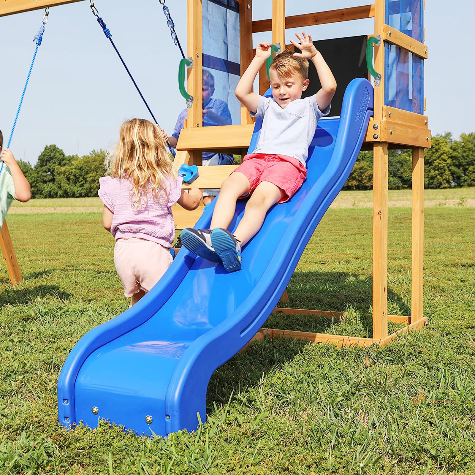 SELEWARE Green Playground Safety Handle attachment screws shown, quick secure mounting.