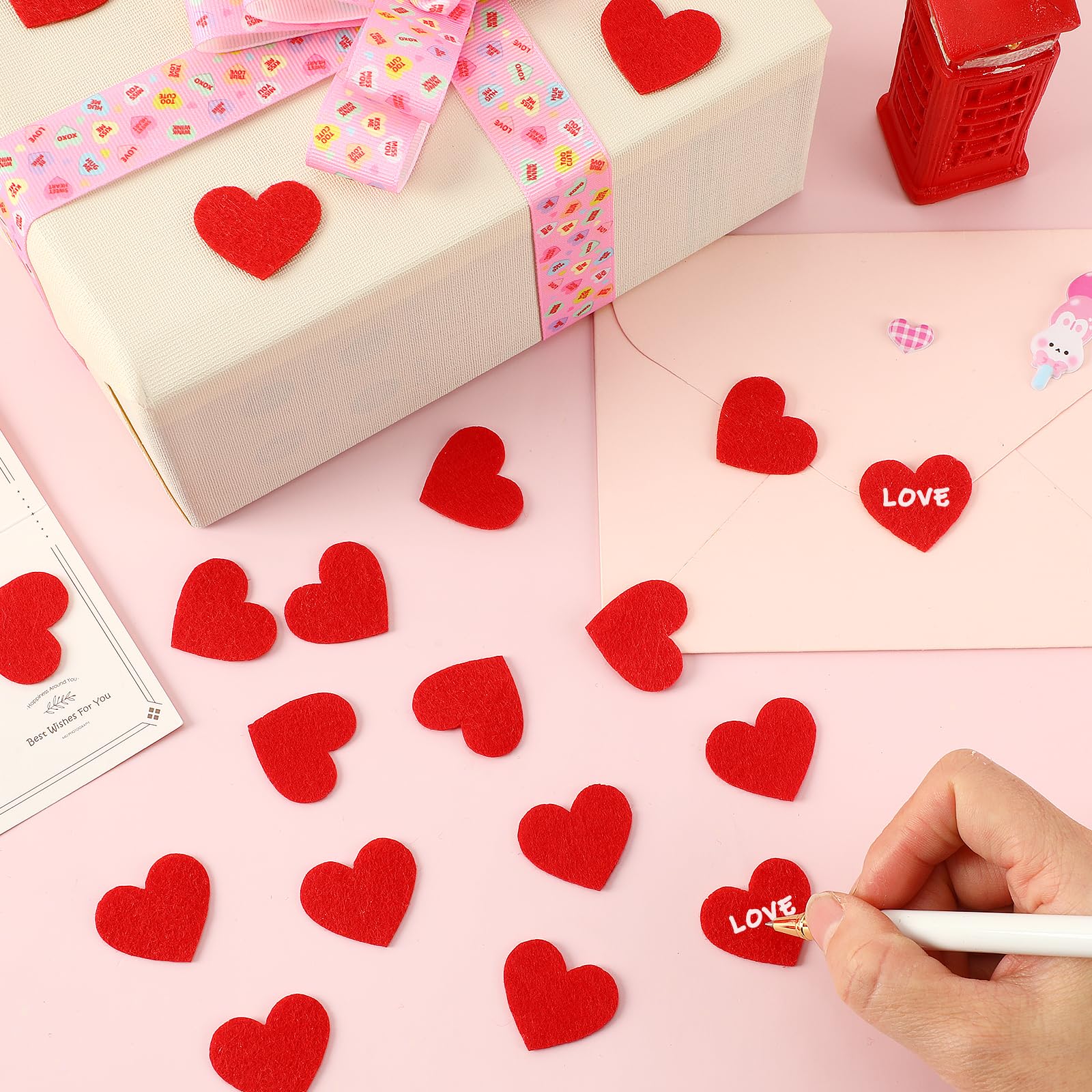 SEPGLITTER felt hearts shown with adhesive for easy assembly.