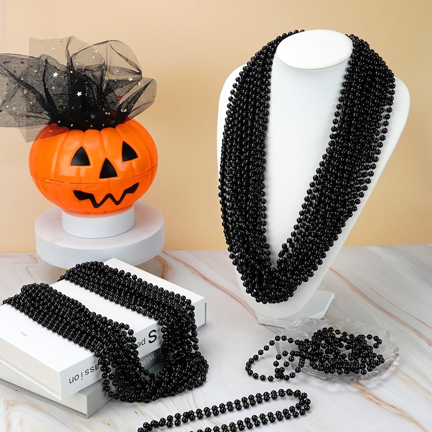 SHAOQINLIN black beaded necklace ideal for Halloween costumes and party favors.