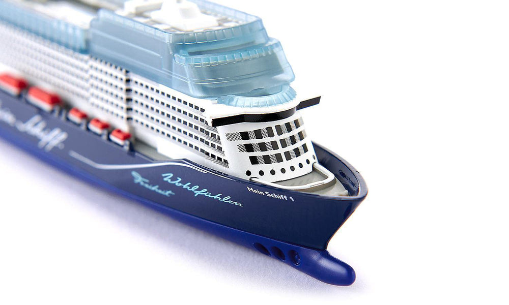 Siku 1730 gift-friendly toy for birthdays and cruise anticipation.