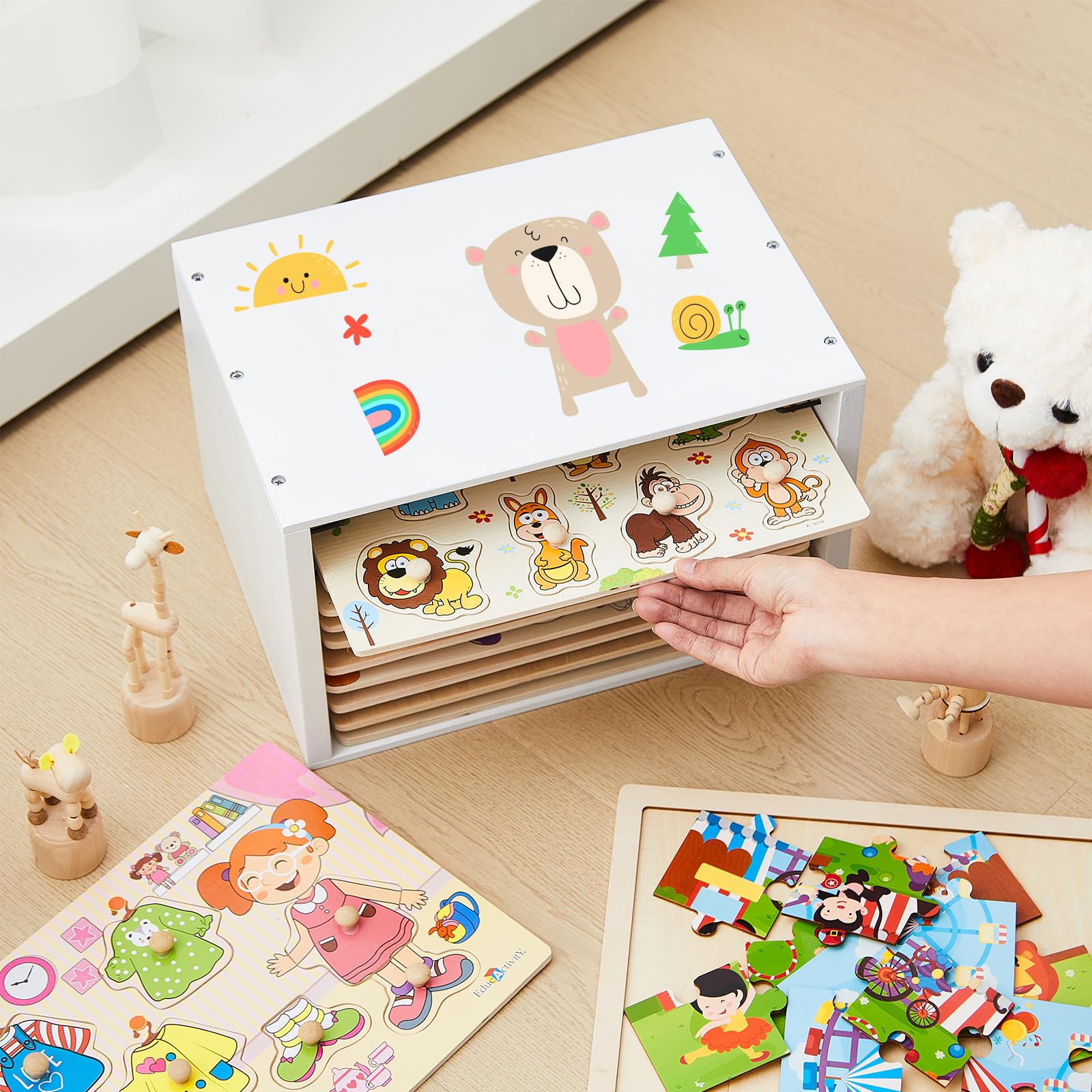 Sintuff easy-assembly design makes setup quick for busy families