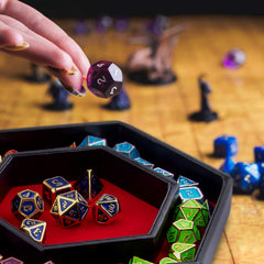 SIQUK dice tray is portable and travel-friendly for on-the-go gaming
